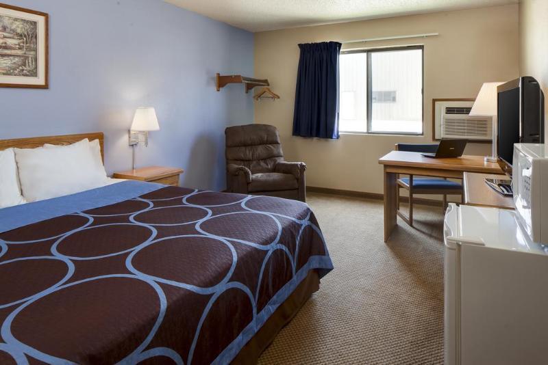 Super 8 By Wyndham Manhattan Ks Zewnętrze zdjęcie
